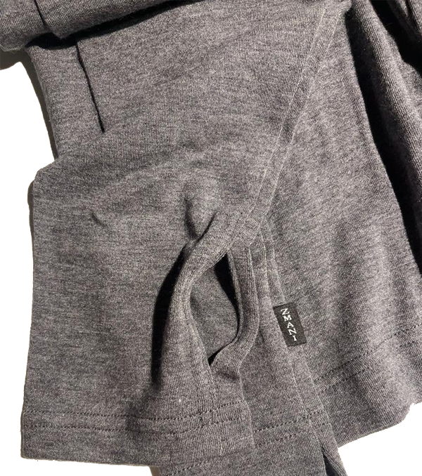 Лонгслив с капюшоном