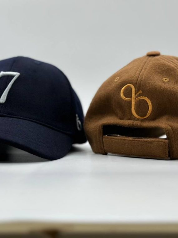 Бейсболки из кашемира и шерсти