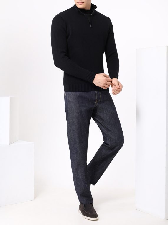 Свитер на молнии