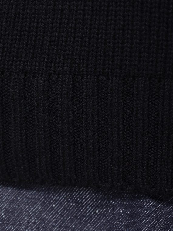 Свитер на молнии