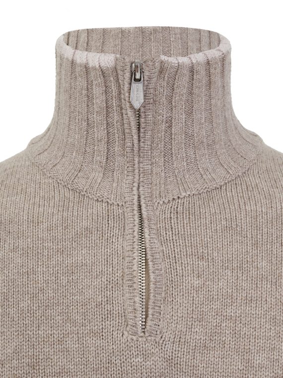 Свитер на молнии